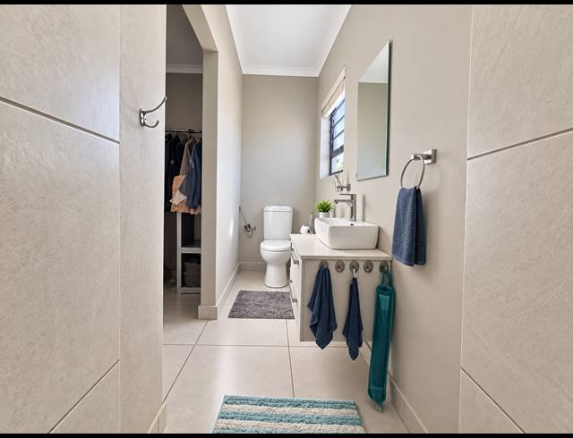 3 BEDROOM FREEHOLD FOR SALE IN BRITANNIA BEACH ESTATE